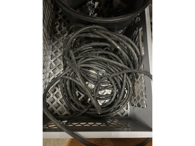 3x krat bouwmaterialen - afbeelding 5 van  8