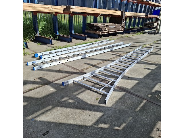 3x ladder, o.a. solide, incompleet 16 treden, zilver - afbeelding 1 van  8