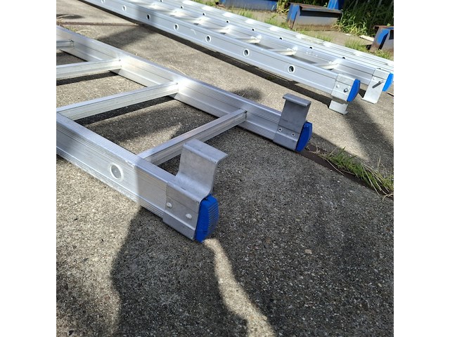 3x ladder, o.a. solide, incompleet 16 treden, zilver - afbeelding 7 van  8