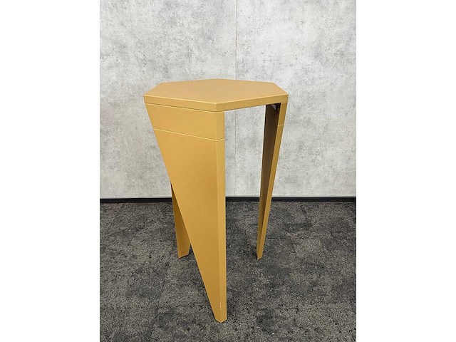 3x lande trigon - design statafel - afbeelding 15 van  16