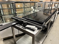 3x lg scherm met 3x tv beugel - afbeelding 1 van  7