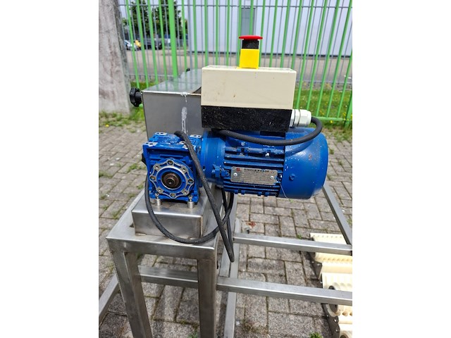 3x machine/module t.b.v. productielijn visvoerproductie - afbeelding 14 van  29