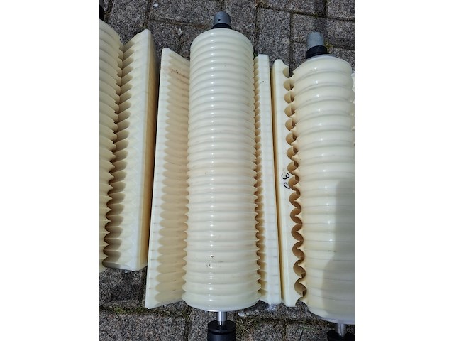 3x machine/module t.b.v. productielijn visvoerproductie - afbeelding 20 van  29