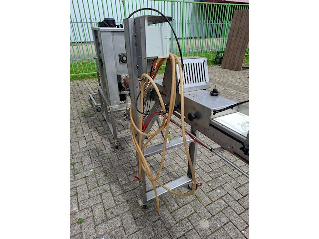 3x machine/module t.b.v. productielijn visvoerproductie - afbeelding 28 van  29