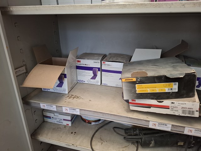 3x magazijnkast met inhoud - afbeelding 7 van  16