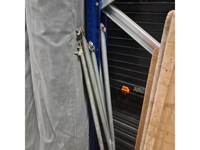 3x marktparasol & inklapbare tafels - afbeelding 3 van  21