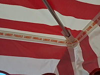 3x marktparasol & inklapbare tafels - afbeelding 10 van  21