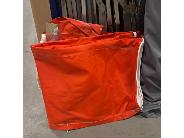 3x marktparasol & inklapbare tafels - afbeelding 17 van  21