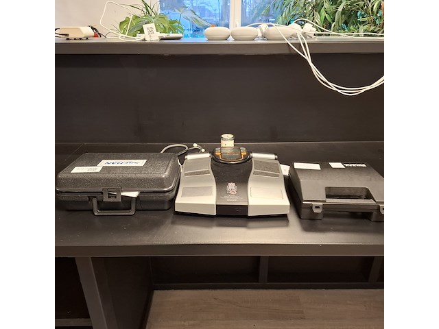 3x medisch meetinstrument - afbeelding 1 van  15