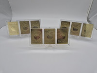 3x metalen pokémon charizard kaarten in luxe acryl display - afbeelding 8 van  11
