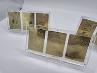 3x metalen pokémon charizard kaarten in luxe acryl display - afbeelding 9 van  11
