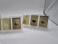 3x metalen venusaur, charizard en blastoise (base set) pokémon kaarten in acryl display - afbeelding 10 van  12