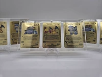 3x metalen venusaur, charizard en blastoise (base set) pokémon kaarten in acryl display
