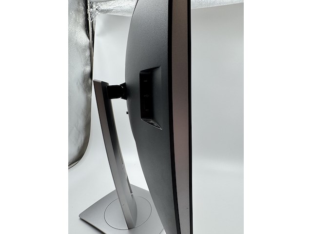 3x monitor (full hd / qhd mix), hp, 1x hp e240 & 2x hp24mq, zwart, 2016-2020 - afbeelding 2 van  13