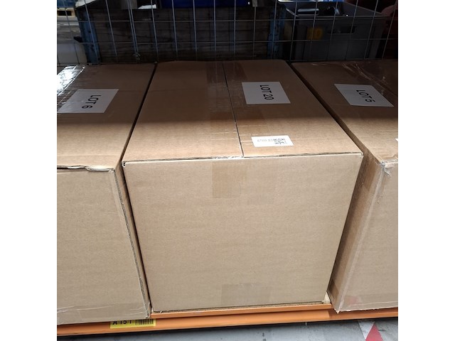 3x monitor (full hd / qhd mix), hp, 1x hp e240 & 2x hp24mq, zwart, 2016-2020 - afbeelding 5 van  13