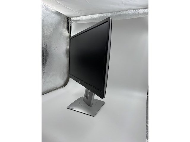 3x monitor (full hd / qhd mix), hp, 1x hp e240 & 2x hp24mq, zwart, 2016-2020 - afbeelding 12 van  13