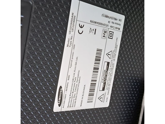 3x monitor, o.a sharp, samsung - afbeelding 4 van  12
