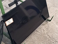 3x monitor, o.a sharp, samsung - afbeelding 12 van  12