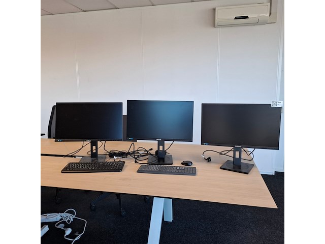 3x monitor philips, 245b, bouwjaar 2024 - afbeelding 1 van  7