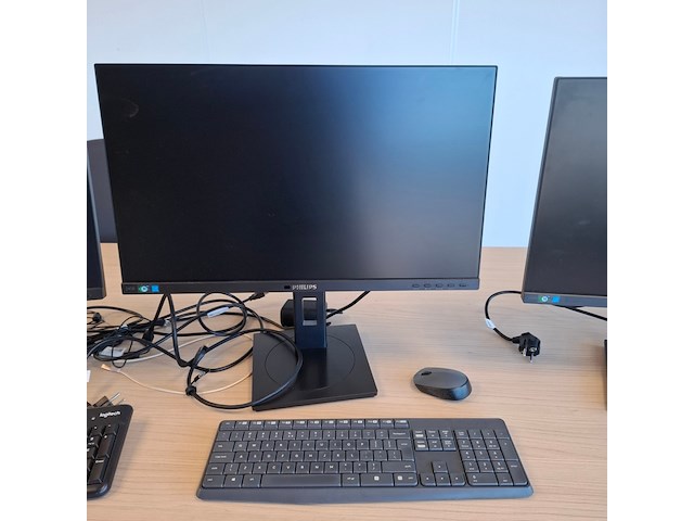 3x monitor philips, 245b, bouwjaar 2024 - afbeelding 5 van  7