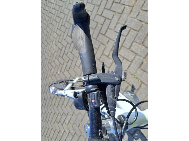 3x mountainbike, wit - afbeelding 2 van  30