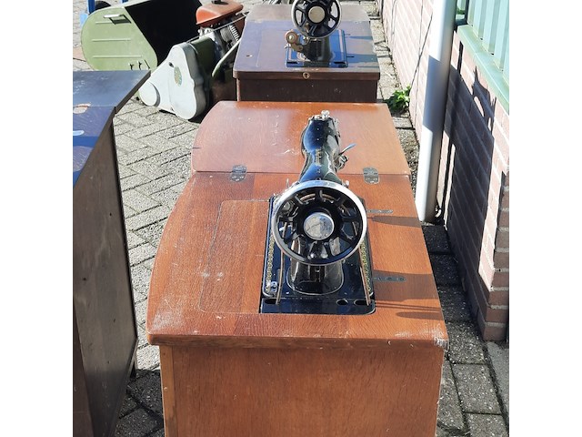 3x nostalgische naaimachine singer en paff - afbeelding 5 van  10