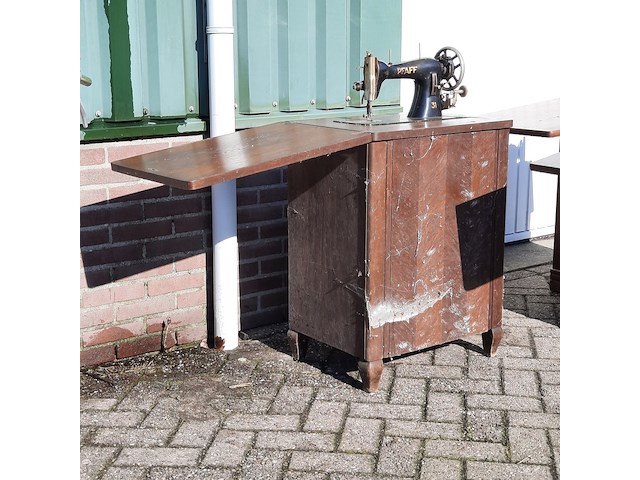 3x nostalgische naaimachine singer en paff - afbeelding 9 van  10