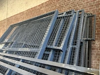 3x officiële padelbanen frames en glazen panelen ca. 50 panelen - afbeelding 14 van  14