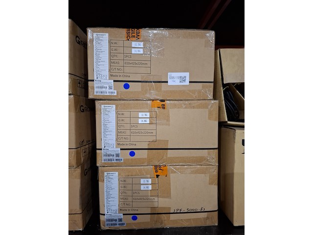 3x omvormer growatt, spf 5000 es - afbeelding 1 van  5