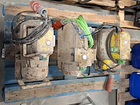 3x omvormer t.b.v. trilnaald , lievers - afbeelding 4 van  12