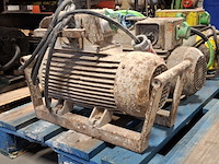 3x omvormer t.b.v. trilnaald , lievers - afbeelding 5 van  12