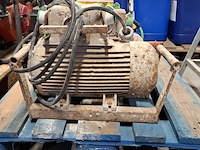 3x omvormer t.b.v. trilnaald , lievers - afbeelding 6 van  12