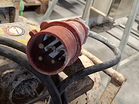 3x omvormer t.b.v. trilnaald , lievers - afbeelding 8 van  12