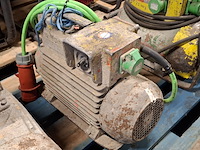 3x omvormer t.b.v. trilnaald , lievers - afbeelding 9 van  12