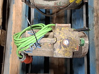 3x omvormer t.b.v. trilnaald , lievers - afbeelding 10 van  12