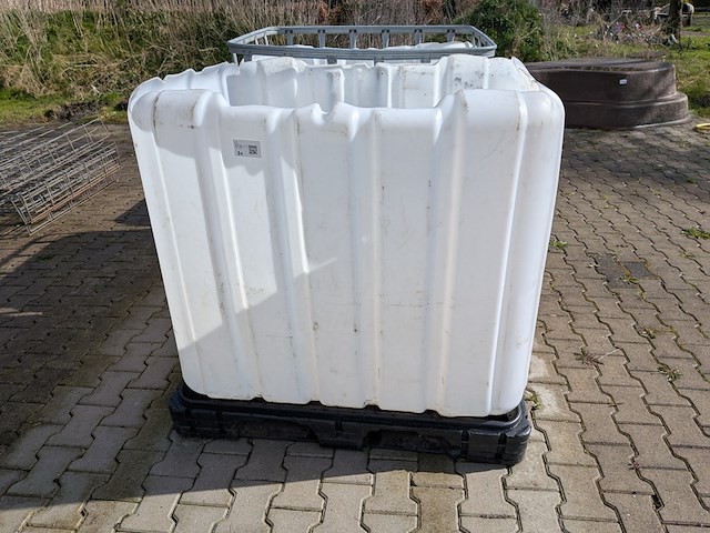 3x opengewerkte ibc container - afbeelding 2 van  7
