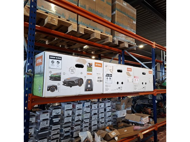 3x oplaadstation t.b.v robotmaaier , sthil - afbeelding 1 van  24