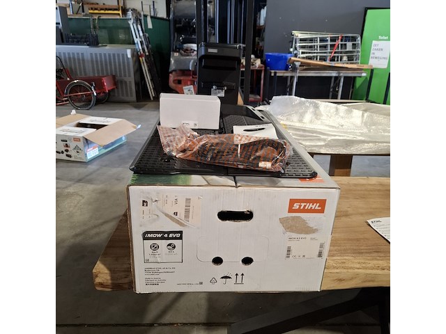 3x oplaadstation t.b.v robotmaaier , sthil - afbeelding 24 van  24