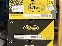 3x paar veiligheidsschoenen (maat 40, 44, 46) grisport - afbeelding 1 van  4