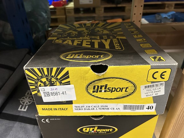3x paar veiligheidsschoenen (maat 40, 44, 46) grisport - afbeelding 2 van  4