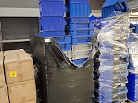 3x pallet met magazijnbakken, diverse maten - afbeelding 4 van  5