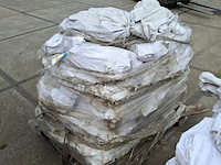 3x pallet met toffees (betonnen afstandhouders) - afbeelding 7 van  7