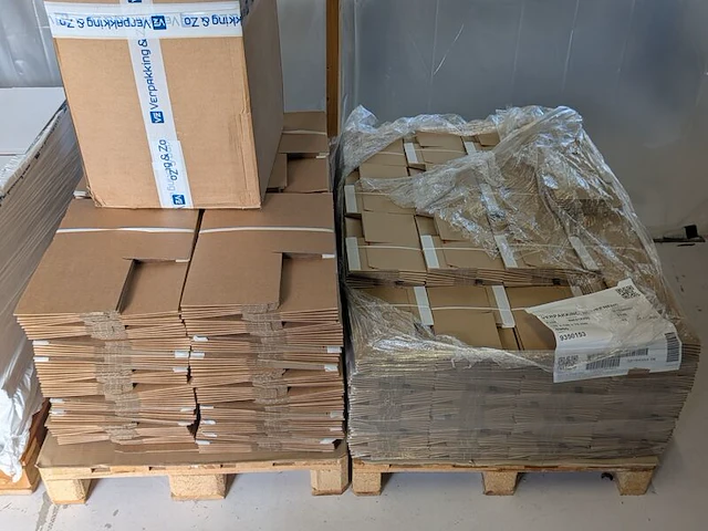 3x pallet met verpakkingsdozen - afbeelding 3 van  4