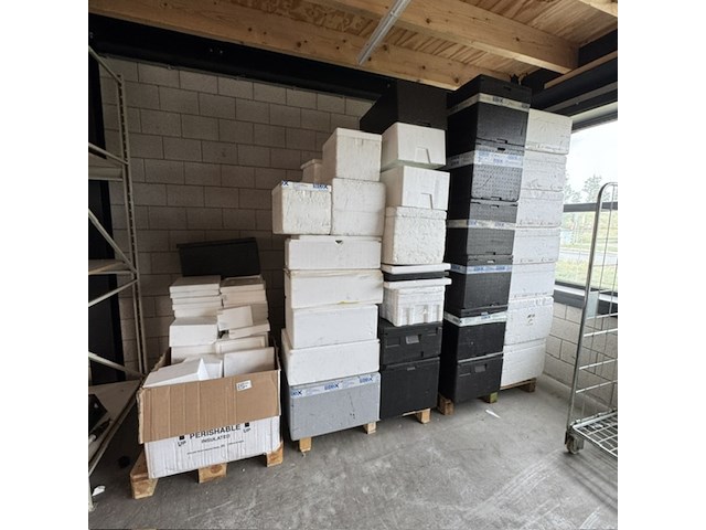 3x pallets eps koelboxen - afbeelding 1 van  4