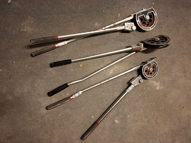 3x pijpenbuiger - afbeelding 1 van  4