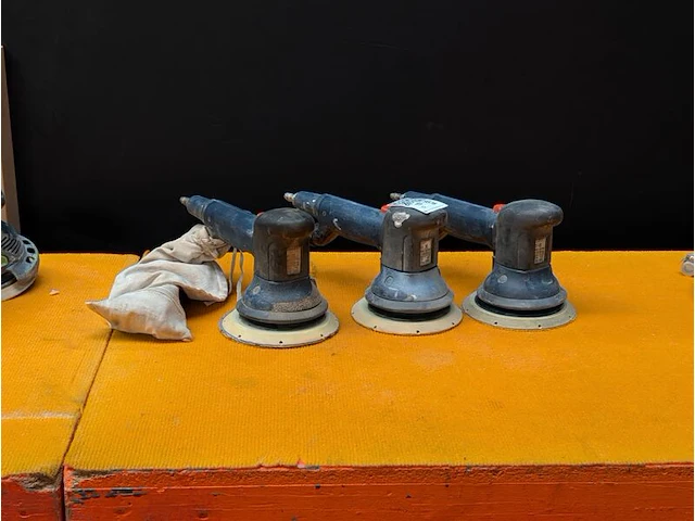 3x pneumatische excentrische schuurmachine hamach - afbeelding 1 van  17