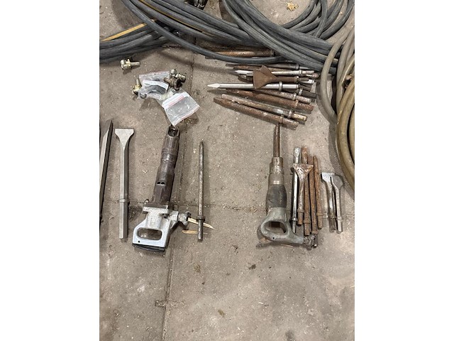 3x pneumatische sloophamer met toebehoren o.a. böhler - afbeelding 9 van  15