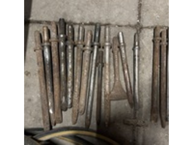 3x pneumatische sloophamer met toebehoren o.a. böhler - afbeelding 10 van  15