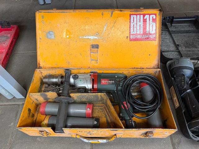 3x professioneel elektrisch gereedschap in koffer, w.o. metabo, milwaukee - afbeelding 2 van  5
