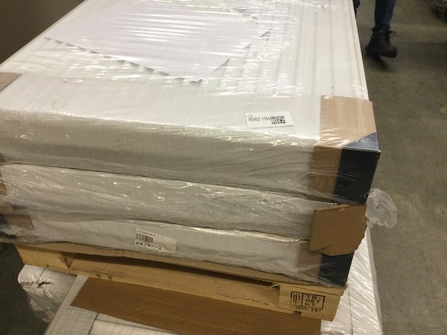 3x radiator 90x70 cm, wit - afbeelding 1 van  5